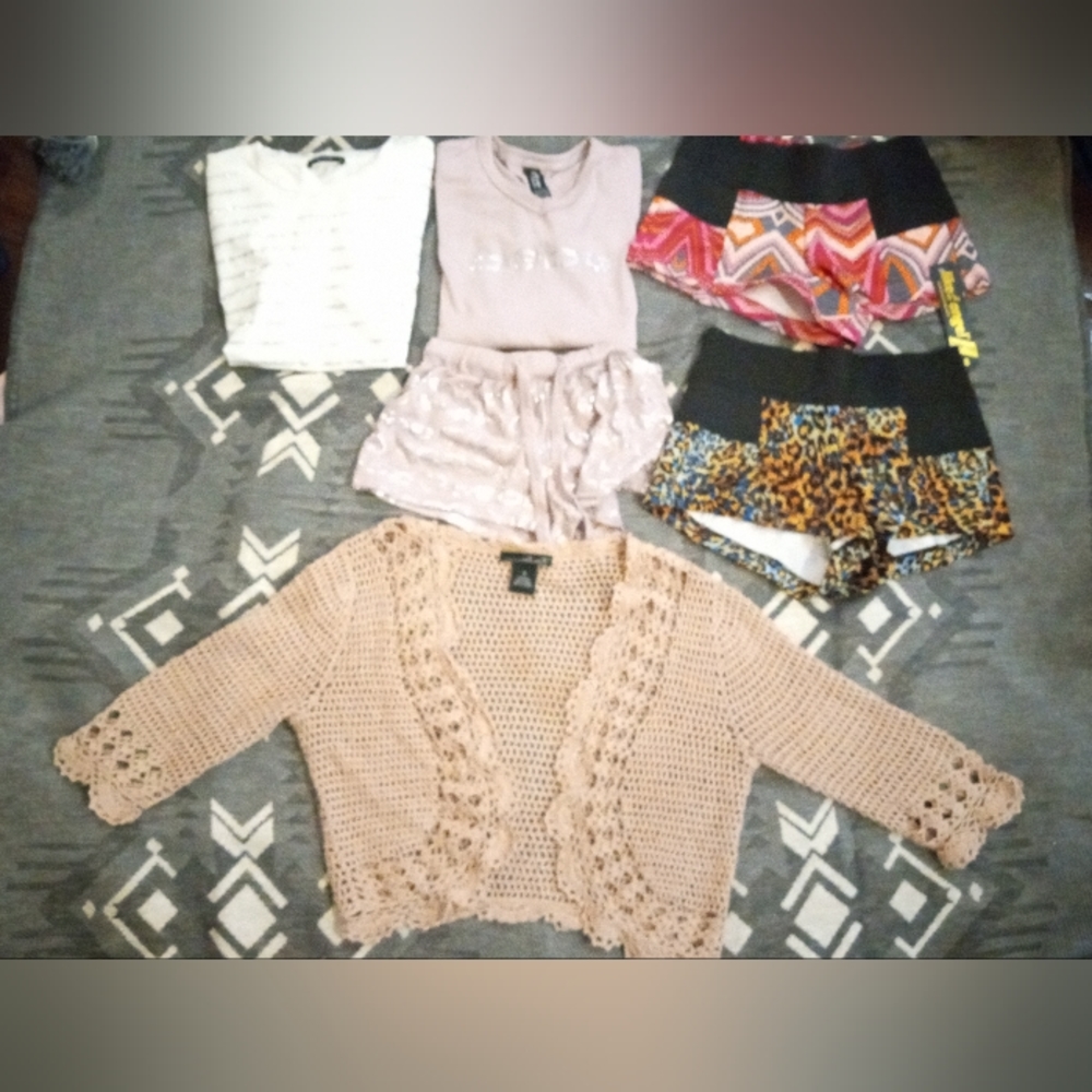 BUNDLE OF 6 ASSORTED